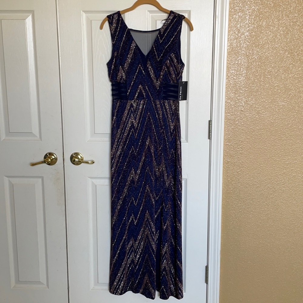 Brand new Macy’s floor length dress sparkly